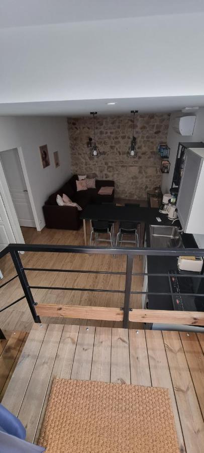 Appartement Chaleureux En Ardeche La Roche-de-Glun Екстериор снимка